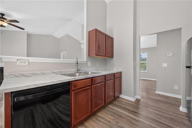 437 Waterbury Way, Douglasville, GA 30134
