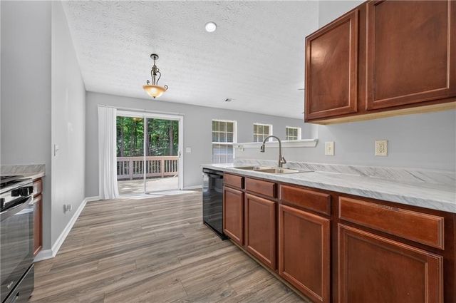 437 Waterbury Way, Douglasville, GA 30134