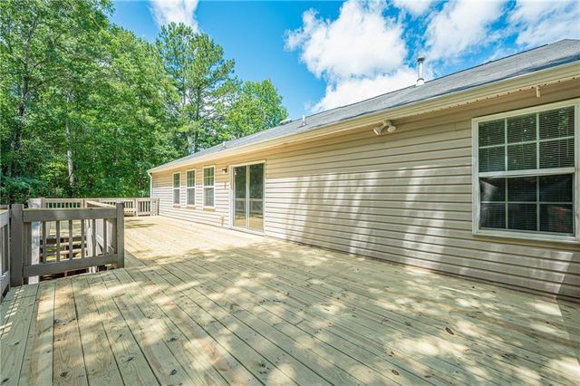 437 Waterbury Way, Douglasville, GA 30134