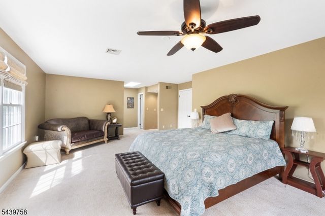 2 William Way, Washington Twp., NJ 07853