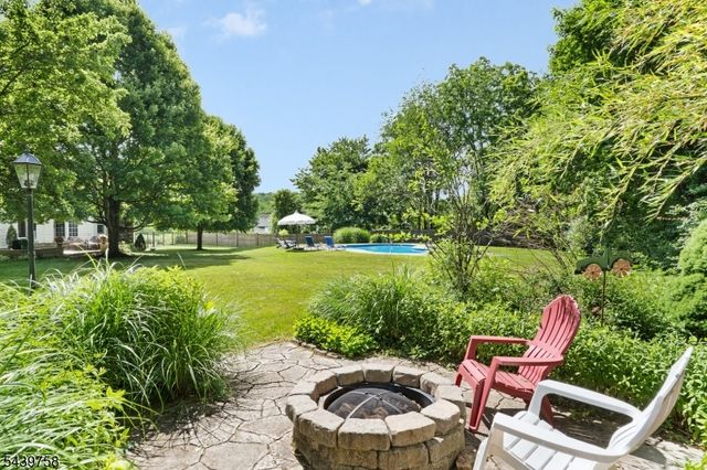 2 William Way, Washington Twp., NJ 07853