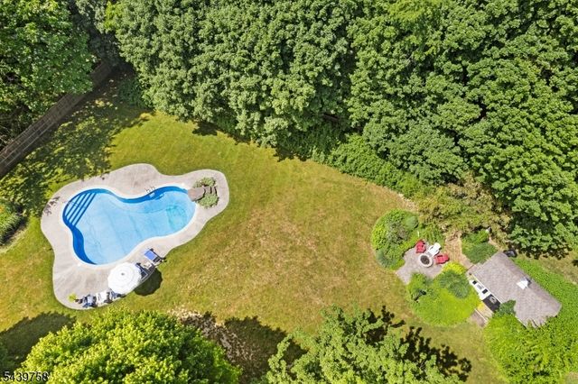 2 William Way, Washington Twp., NJ 07853