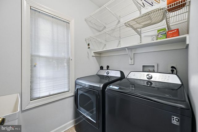 42831 DELPHINIUM CIR, Leesburg, VA 20176