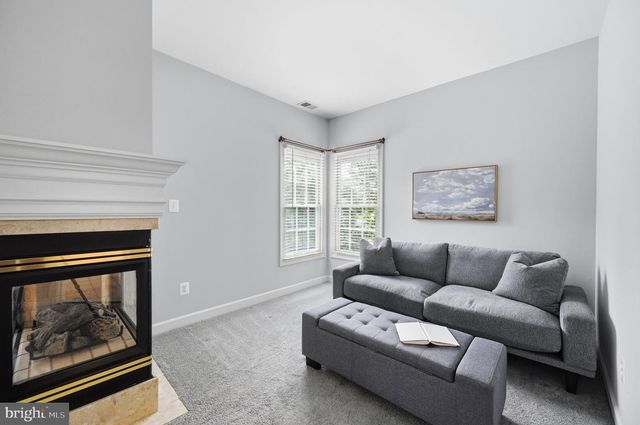 42831 DELPHINIUM CIR, Leesburg, VA 20176