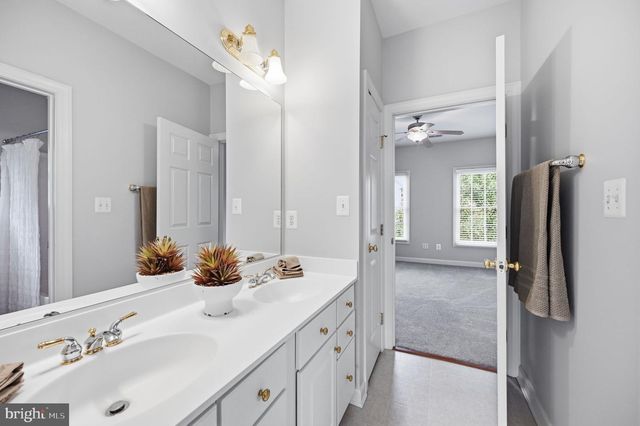 42831 DELPHINIUM CIR, Leesburg, VA 20176