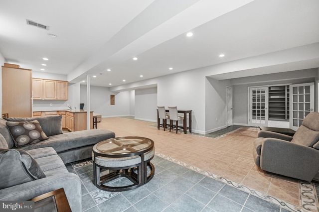 42831 DELPHINIUM CIR, Leesburg, VA 20176