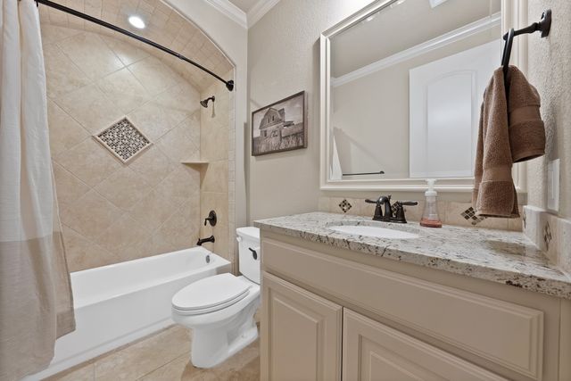 2548 Bunker Hill Drive, Burleson, TX 76028