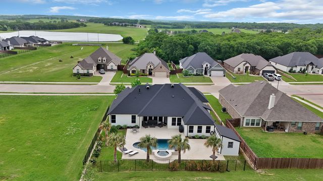 2548 Bunker Hill Drive, Burleson, TX 76028