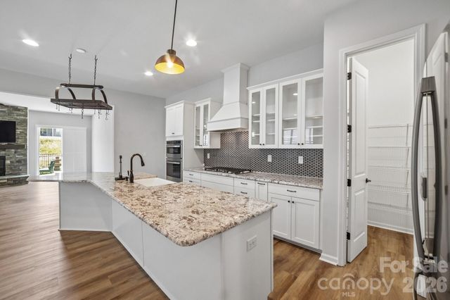 8096 Woodline Lane, Denver, NC 28037