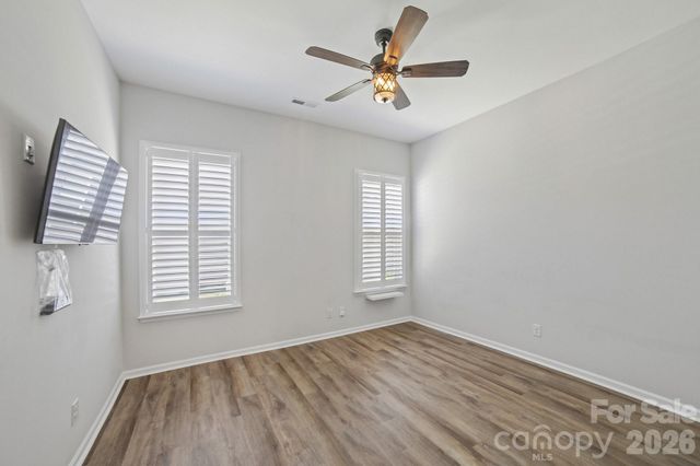 8096 Woodline Lane, Denver, NC 28037