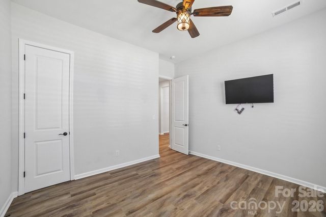 8096 Woodline Lane, Denver, NC 28037