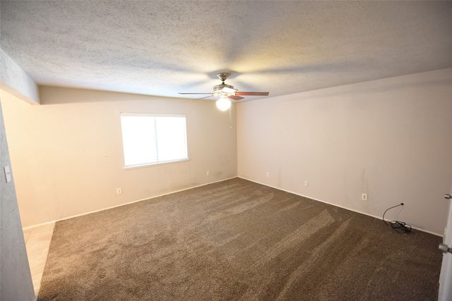 3820 Seven Gables Street, Fort Worth, TX 76133