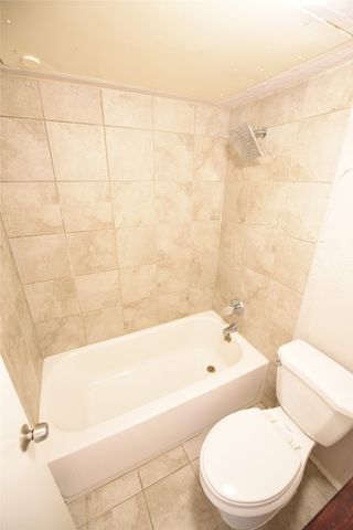 3820 Seven Gables Street, Fort Worth, TX 76133