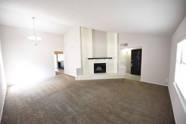 3820 Seven Gables Street, Fort Worth, TX 76133