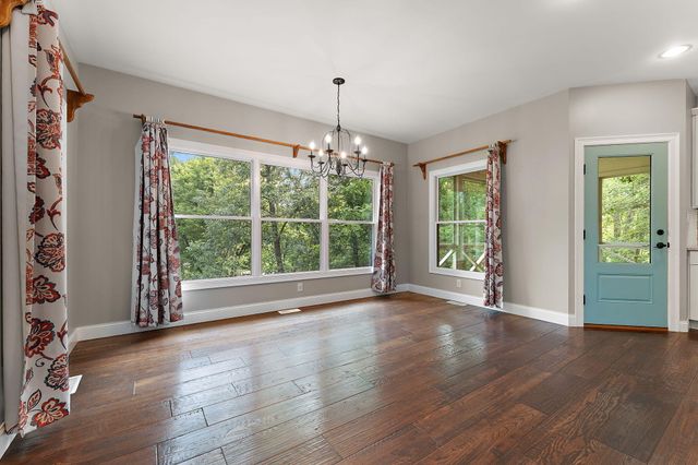 201 Sylvan Court, Valparaiso, IN 46385