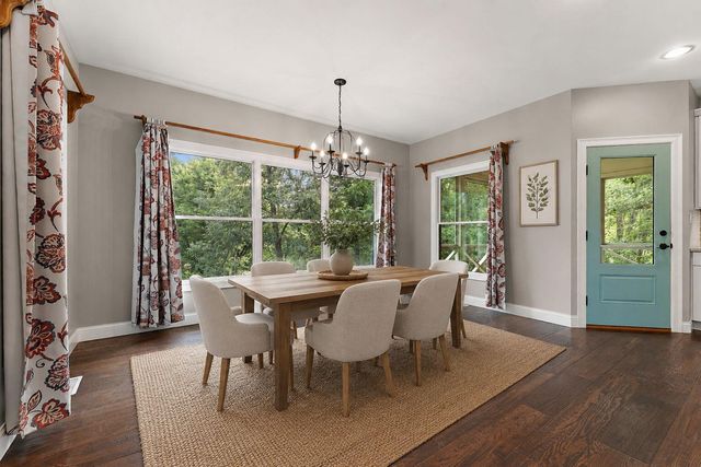 201 Sylvan Court, Valparaiso, IN 46385