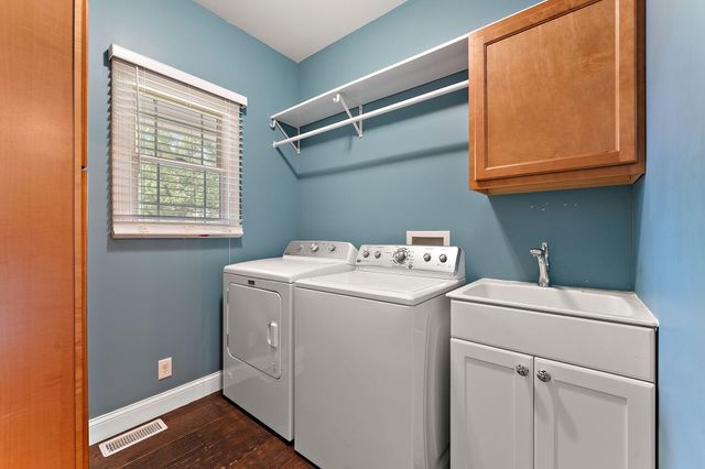 201 Sylvan Court, Valparaiso, IN 46385