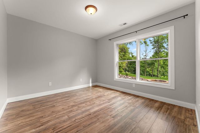 201 Sylvan Court, Valparaiso, IN 46385