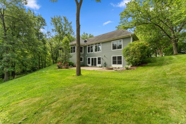 201 Sylvan Court, Valparaiso, IN 46385