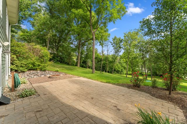 201 Sylvan Court, Valparaiso, IN 46385