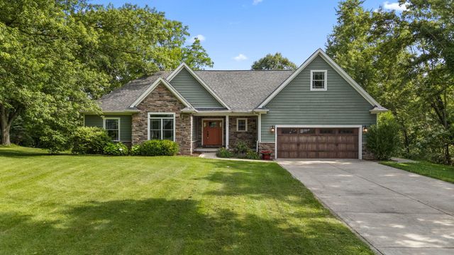 201 Sylvan Court, Valparaiso, IN 46385