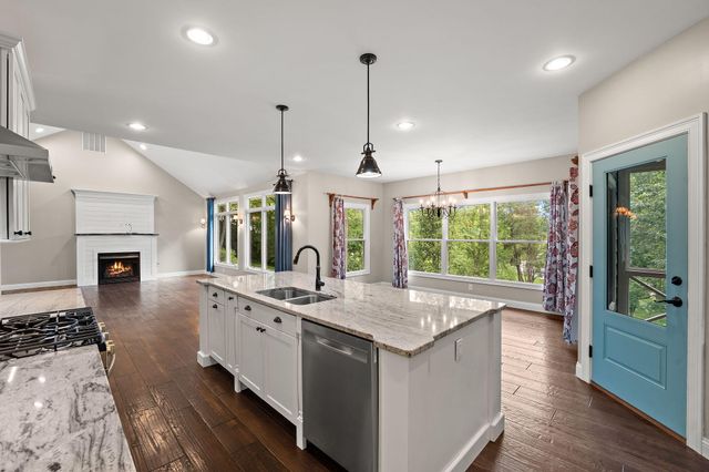 201 Sylvan Court, Valparaiso, IN 46385