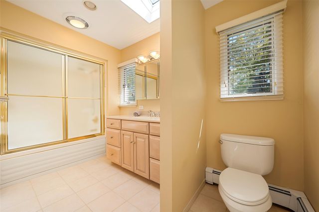 4 Victor Place, Lake Grove, NY 11755