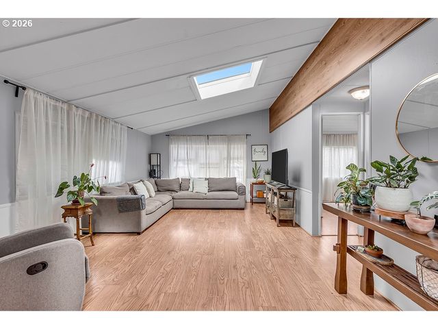 16000 Se POWELL Blvd 68, Portland, OR 97236