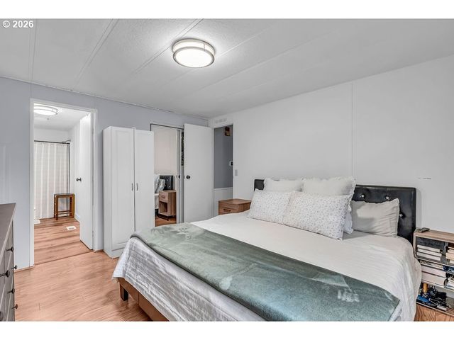 16000 Se POWELL Blvd 68, Portland, OR 97236