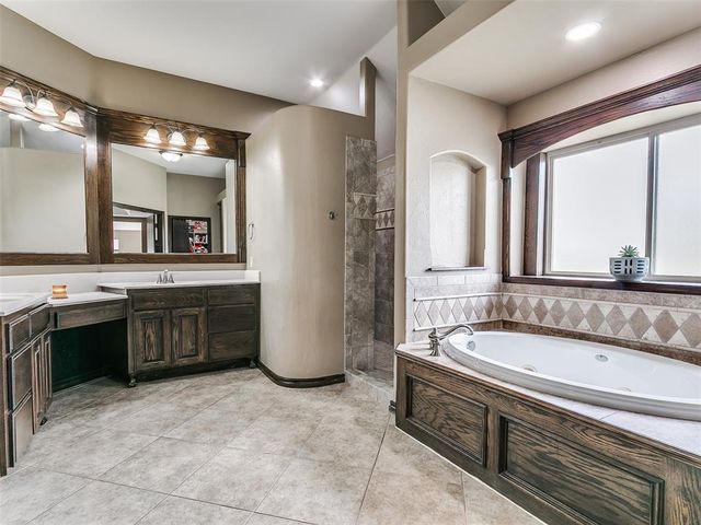 1137 County Street 2958 Street, Tuttle, OK 73089