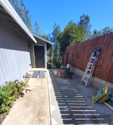 1011 North Boulevard, Shasta Lake, CA 96019