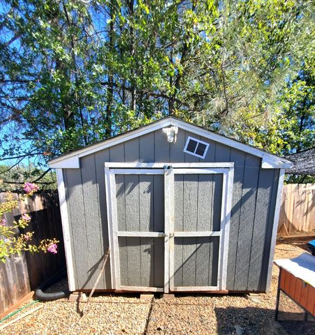 1011 North Boulevard, Shasta Lake, CA 96019