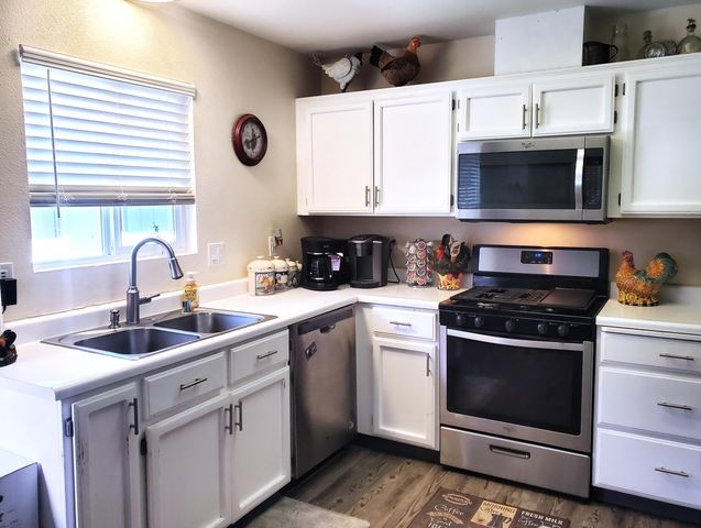 1011 North Boulevard, Shasta Lake, CA 96019