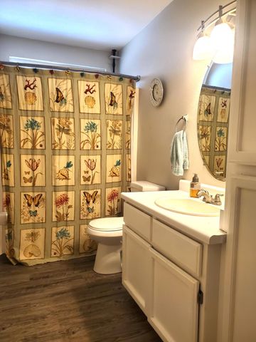 1011 North Boulevard, Shasta Lake, CA 96019