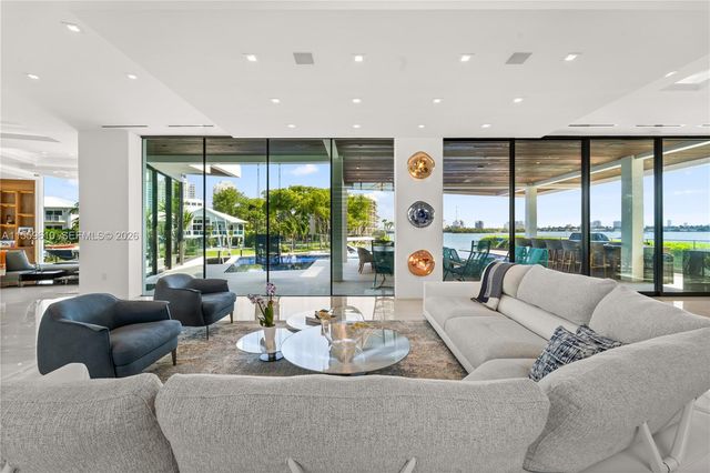 1133 Belle Meade Island Drive, Miami, FL 33138