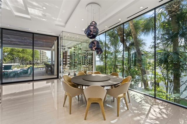 1133 Belle Meade Island Drive, Miami, FL 33138