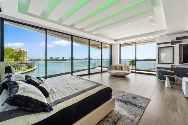 1133 Belle Meade Island Drive, Miami, FL 33138