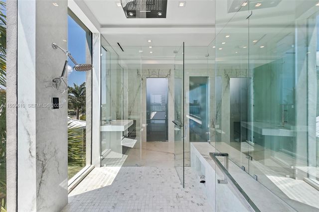 1133 Belle Meade Island Drive, Miami, FL 33138
