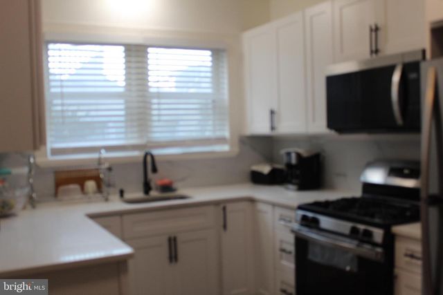 224 GARFIELD AVE, Trenton, NJ 08629