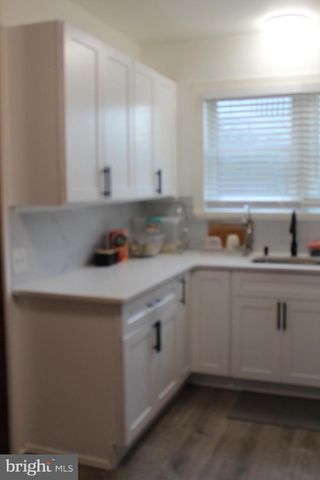 224 GARFIELD AVE, Trenton, NJ 08629