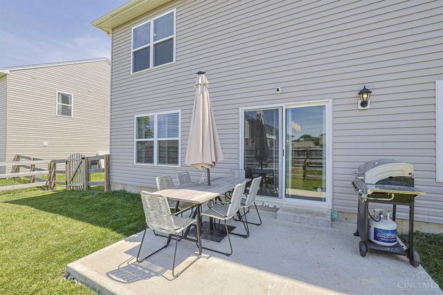 408 E Oak Avenue, Trenton, OH 45067