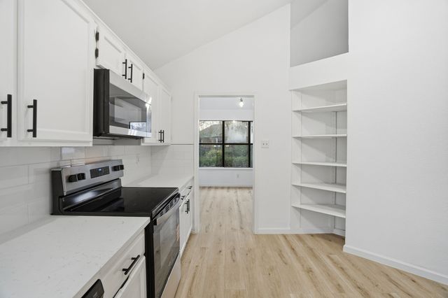 3805 Drakestone Avenue, Rowlett, TX 75088