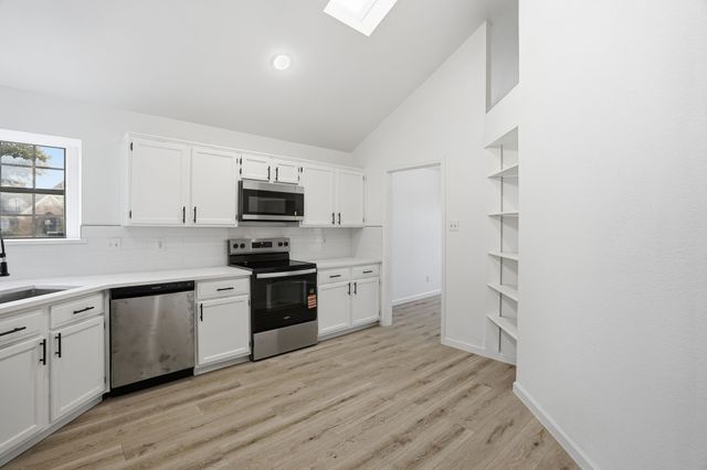 3805 Drakestone Avenue, Rowlett, TX 75088