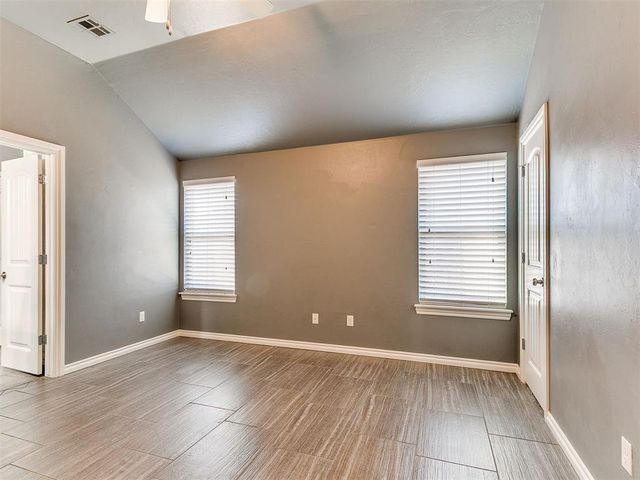 712 S Patterson Drive, Moore, OK 73160