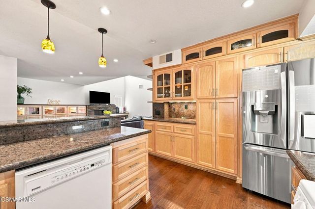3982 Santa Monica Court, Newbury Park, CA 91320