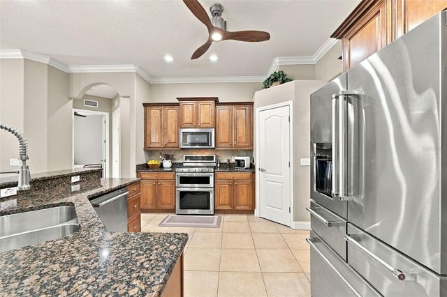 9504 WATERFORD OAKS BOULEVARD, Winter Haven, FL 33884