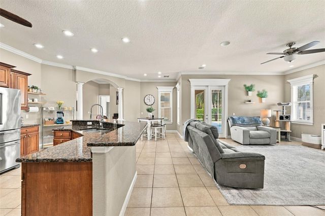 9504 WATERFORD OAKS BOULEVARD, Winter Haven, FL 33884