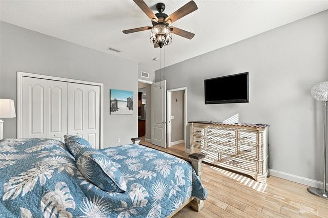 9504 WATERFORD OAKS BOULEVARD, Winter Haven, FL 33884