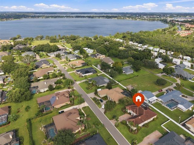 9504 WATERFORD OAKS BOULEVARD, Winter Haven, FL 33884