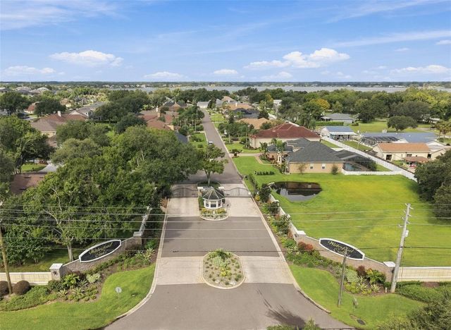 9504 WATERFORD OAKS BOULEVARD, Winter Haven, FL 33884